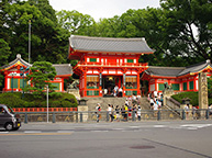 八坂神社