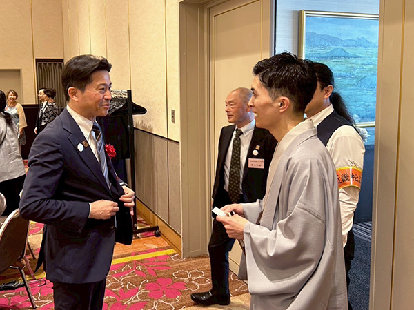 上定市長と対面